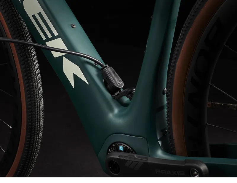 Trek Domane SLR 7 Gen 4 Road Bike in Juniper Size 56-4